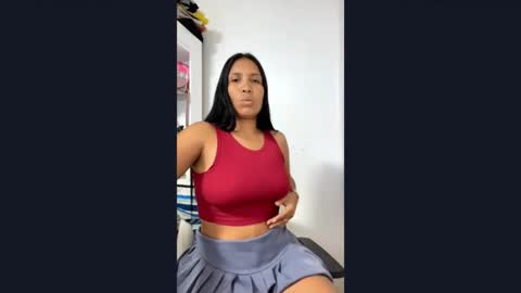 sofia vene  online show from 05-20-26, 04:46
