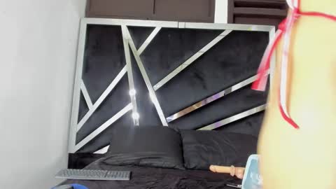 SOFIA online show from 01-30-25, 04:48