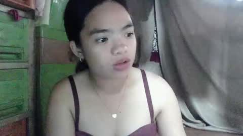 Snapshot of sofia_587145 chatting on 02-02-26, 08:35 sofia_587145 online show from 02-02-26, 08:35