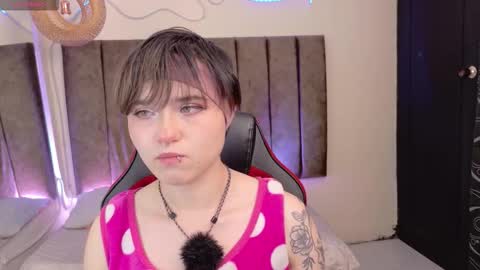 SOFIA online show from 03-25-26, 04:29