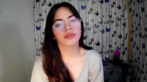 Snapshot of sofia_ava24 chatting on 01-03-25, 01:27 Chady online show from 01-03-25, 01:27