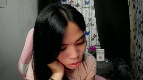 Snapshot of sofia_ava24 chatting on 06-19-26, 06:51 Chady online show from 06-19-26, 06:51