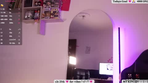 Snapshot of sofia_dream7 chatting on 01-18-26, 01:53 Sofi online show from 01-18-26, 01:53