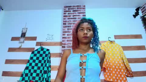 sofia online show from 11-10-25, 02:32