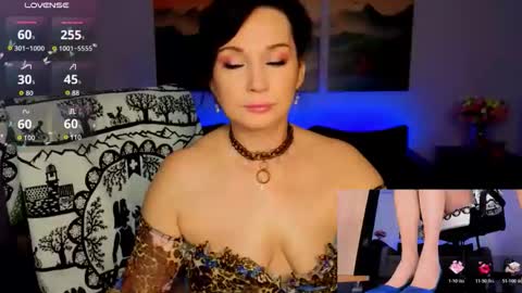 Sofia online show from 04-28-26, 01:05