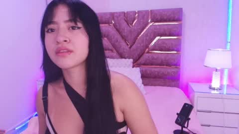 sofia gomes online show from 04-26-26, 11:52