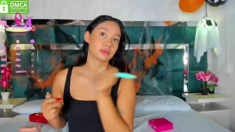 Sofia online show from 10-25-25, 01:07