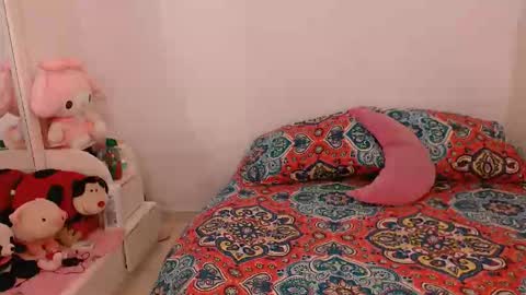 Snapshot of sofia_mark20 chatting on 12-22-25, 10:18 Sofia online show from 12-22-25, 10:18