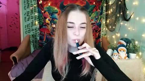 sofia_rosemary online show from 12-19-25, 11:39