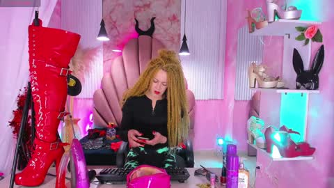 Sofia online show from 12-24-24, 05:23