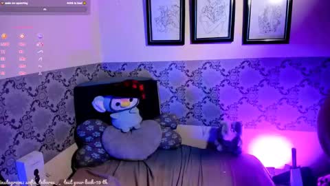 Demi Sofia online show from 12-23-24, 01:08