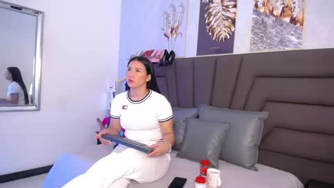      online show from 05-18-26, 11:16