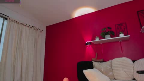 sofia_velvetx online show from 05-15-26, 03:08