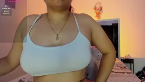 Snapshot of sofia_walke chatting on 06-28-26, 11:22 Sofia walke online show from 06-28-26, 11:22