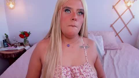 Snapshot of sofiaacortes chatting on 10-26-25, 06:58 Sofi cortes626 Ig online show from 10-26-25, 06:58