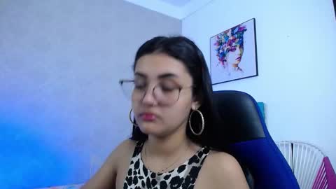 Sofia online show from 11-23-25, 12:05