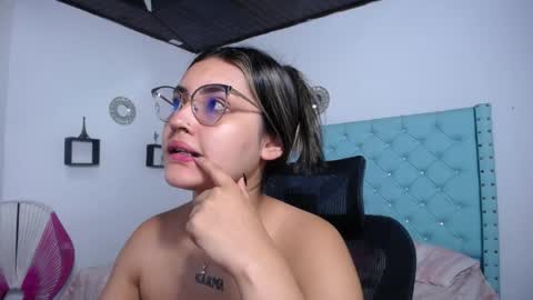 Sofia online show from 04-21-26, 10:54