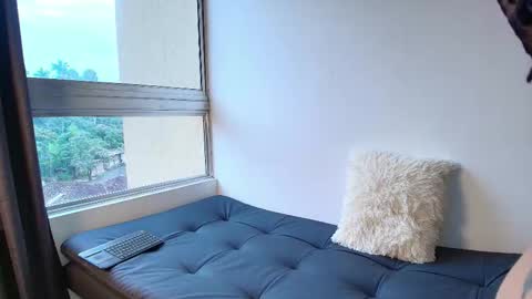 Snapshot of sofiablossom22 chatting on 02-15-26, 09:55 sofiablossom22 online show from 02-15-26, 09:55