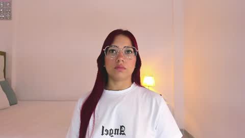 Sara online show from 06-12-26, 05:06