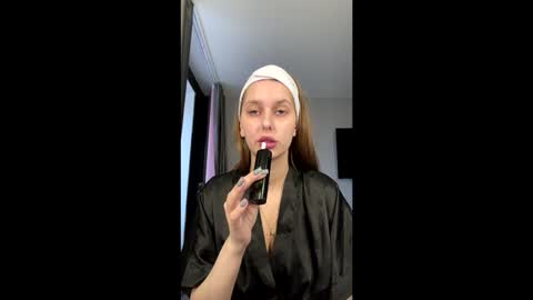 Hi My name is Sofia Welcome to my room Please thumbs up - its important online show from 01-07-26, 07:11