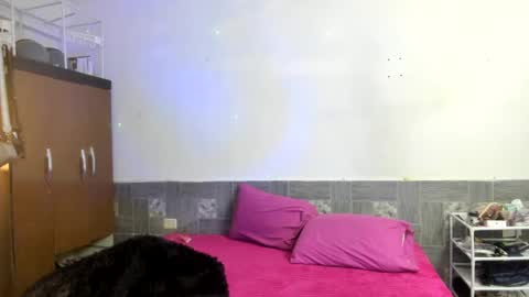 Snapshot of sofiacandy17 chatting on 01-16-25, 02:30 Danna Sofia online show from 01-16-25, 02:30