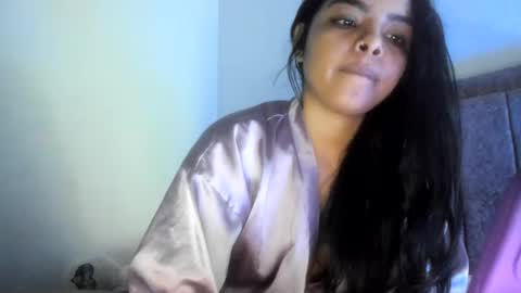 Snapshot of sofiacandy17 chatting on 10-11-25, 05:50 Danna Sofia online show from 10-11-25, 05:50