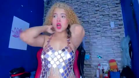 Snapshot of sofiacastillo01 chatting on 02-23-25, 01:10 sofiacastillo01 online show from 02-23-25, 01:10