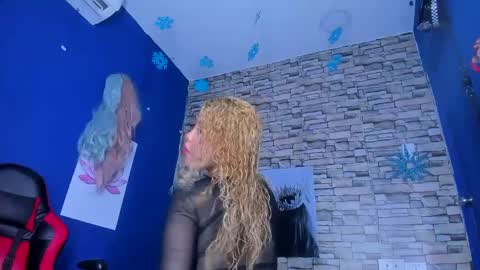 Snapshot of sofiacastillo01 chatting on 03-10-25, 12:48 sofiacastillo01 online show from 03-10-25, 12:48