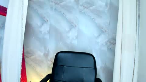 sofiacastillo01 online show from 07-03-26, 01:50