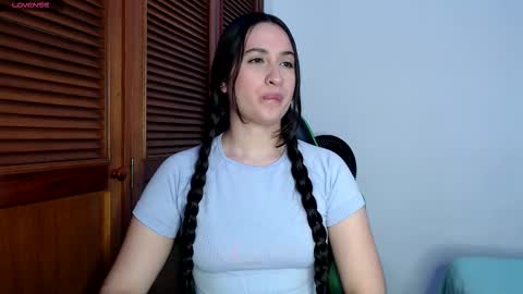 sofiaduque_26 online show from 11-09-25, 07:56