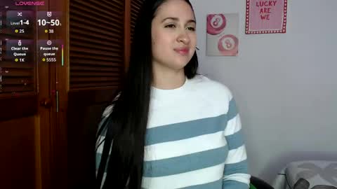 sofiaduque_26 online show from 04-18-26, 07:07