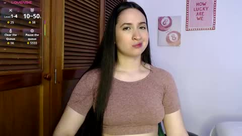 sofiaduque_26 online show from 04-29-26, 08:04