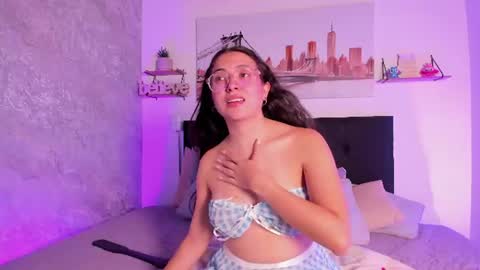 sofialujan_ online show from 06-22-26, 11:35