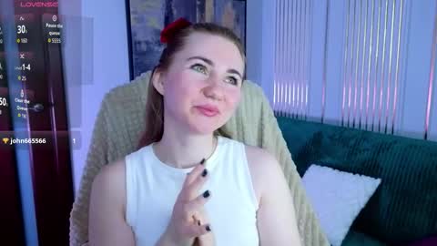 Snapshot of sofiangelaa chatting on 02-07-26, 01:42 Sofia online show from 02-07-26, 01:42