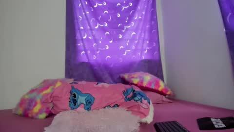 Snapshot of sofiaquiin15 chatting on 01-25-25, 09:57 Sofia online show from 01-25-25, 09:57