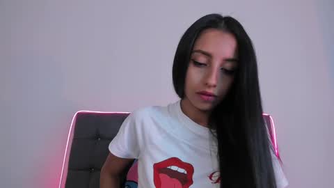 Snapshot of sofiaquiin15 chatting on 03-02-25, 10:48 Sofia online show from 03-02-25, 10:48