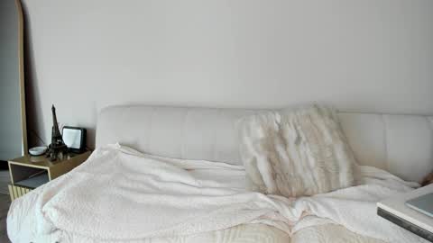 Snapshot of sofiaskyy chatting on 02-10-26, 09:52 SOFIA online show from 02-10-26, 09:52