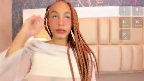 Snapshot of sofiastanley chatting on 07-14-26, 04:06 Sofia Stanley online show from 07-14-26, 04:06