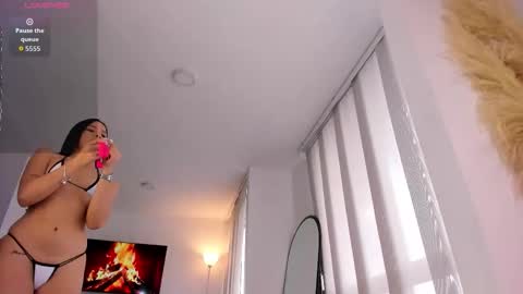 Snapshot of sofiawiliam chatting on 03-12-26, 01:06 sofia wiliam online show from 03-12-26, 01:06