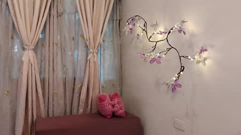 Snapshot of sofibelladelavega chatting on 05-16-26, 08:07 Sofi Bella online show from 05-16-26, 08:07