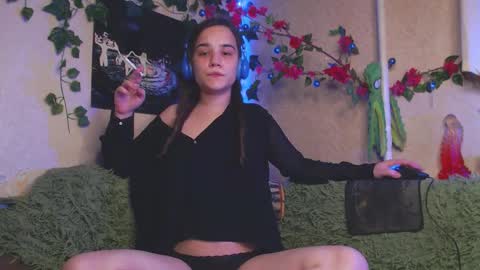 Snapshot of sofiberg chatting on 10-14-25, 11:38 SofiBerg online show from 10-14-25, 11:38