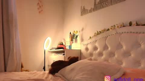 Sofia  PVT online show from 01-30-25, 02:25