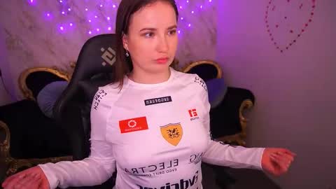 Snapshot of sofiebloom chatting on 03-09-26, 04:16 Sofie online show from 03-09-26, 04:16