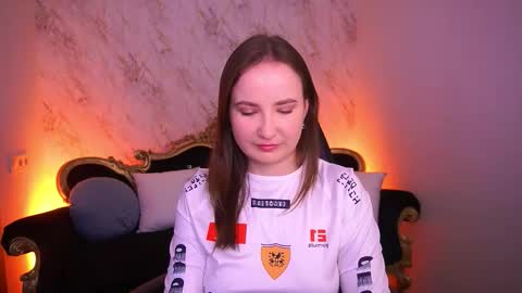 Snapshot of sofiebloom chatting on 03-15-26, 04:24 Sofie online show from 03-15-26, 04:24