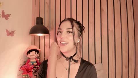 Snapshot of sofiesoft chatting on 01-13-26, 05:51 Sofie online show from 01-13-26, 05:51