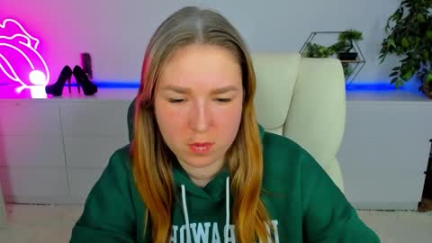 sofii_darling online show from 02-19-26, 05:42