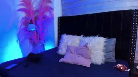 Sofia online show from 09-24-25, 05:44