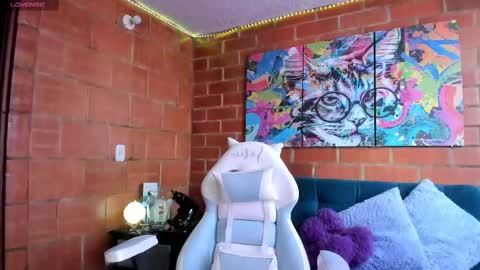 Sofi. G online show from 01-15-25, 09:20