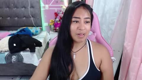 sofia Dreams online show from 01-15-25, 02:49