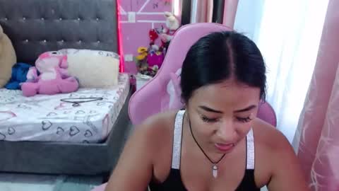 sofia Dreams online show from 01-20-25, 10:59